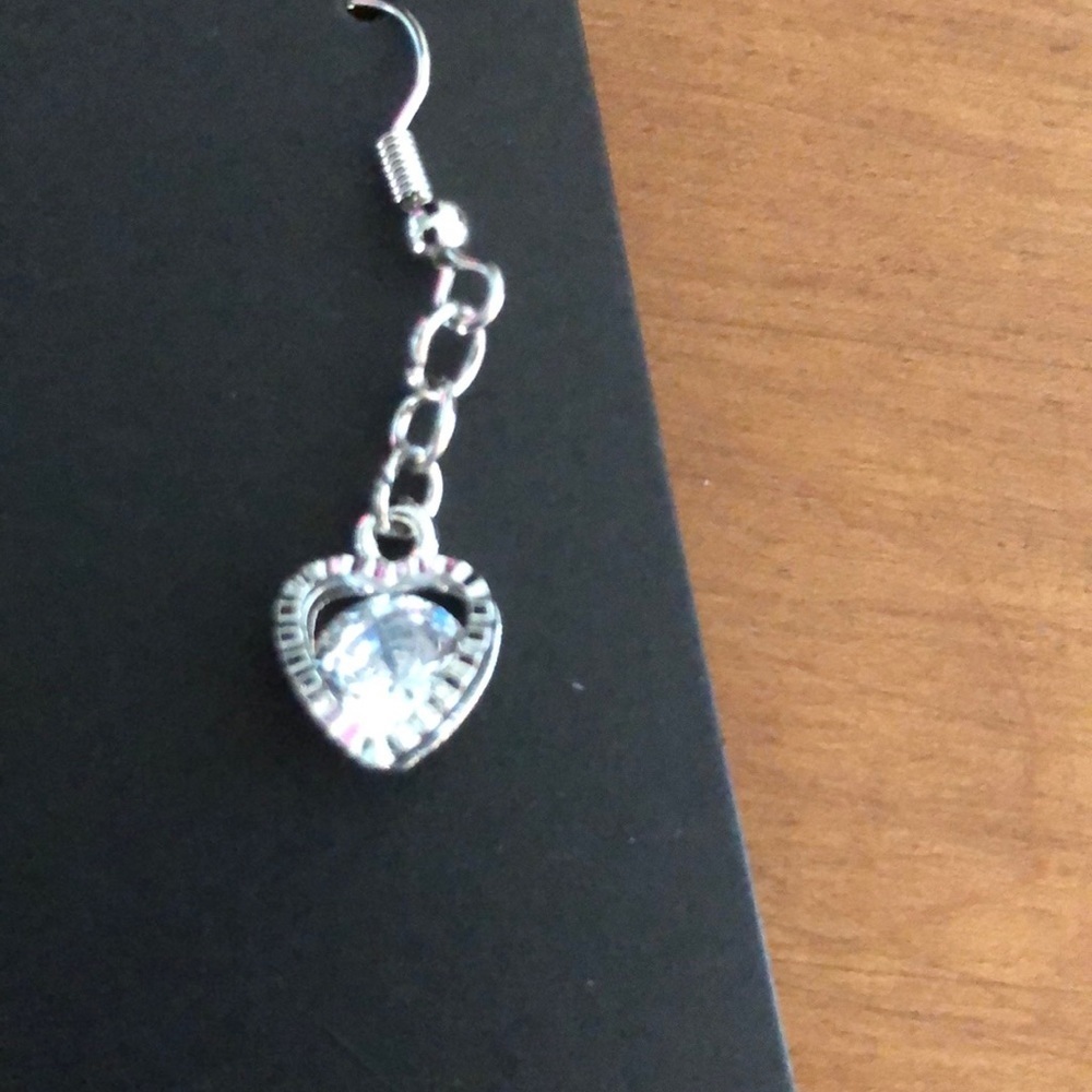 SILVER HEART EARRINGS CUBIC ZIRCON - Picture 2 of 3